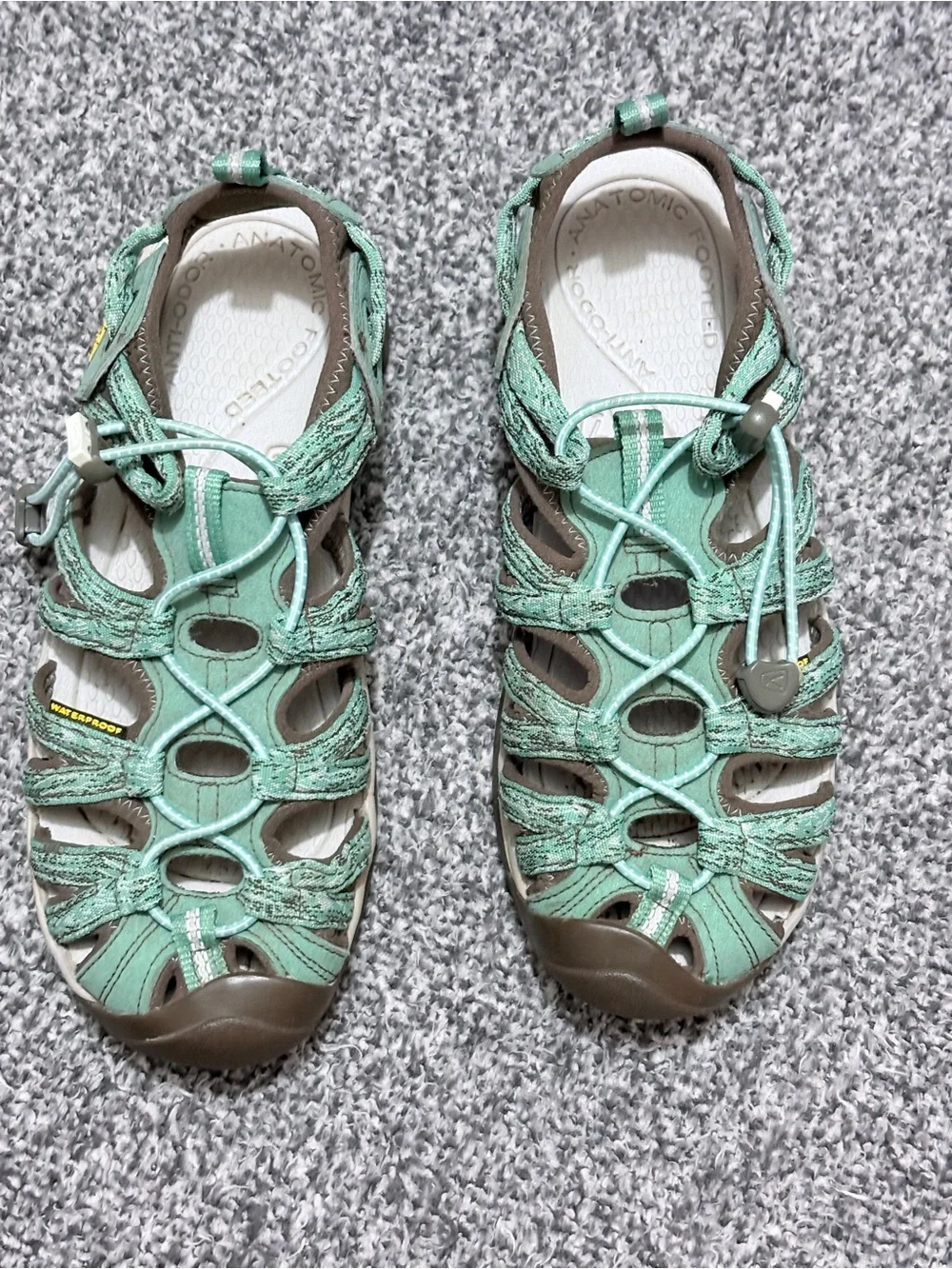 Keen Womens Size 8 Whisper Hiking Water Shoe Sage Green Lily Pad 1016243 Sandals